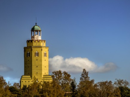 Kuvassa Haukkavuoren näkötorni