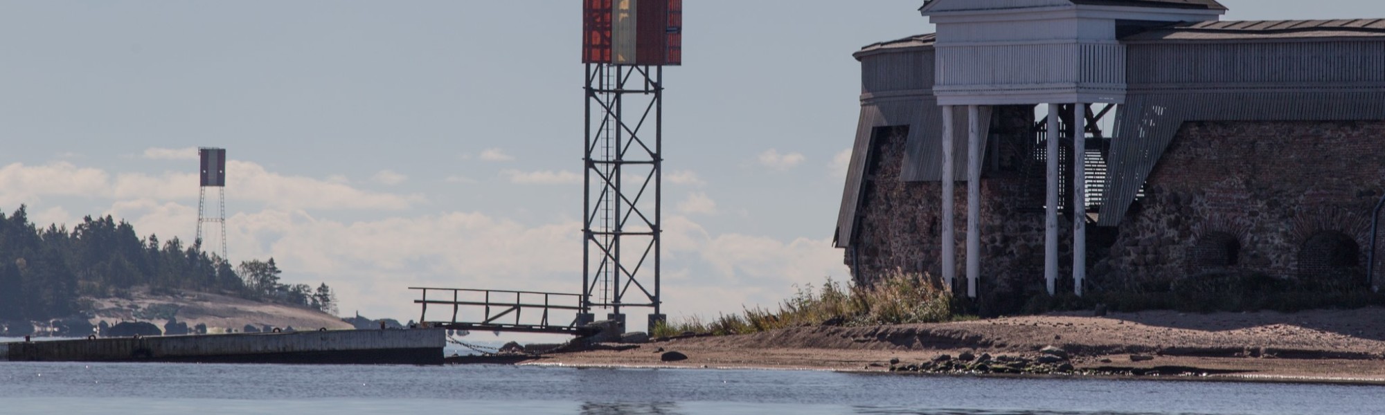 Kesäinen kuva Kukourin linnoituksesta