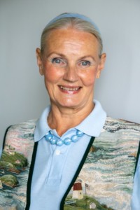 Kuvassa Mia Holmberg