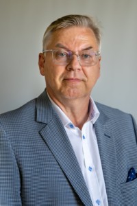 Kuvassa Pekka Posti