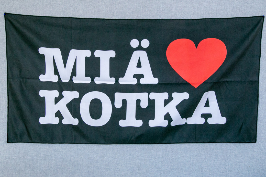 Näytä suurempi kuva: Kuvassa on iso pyyhe