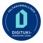 Valtakunnallinen digitukiverkoston logo. Sinisellä pohjalla lukee teksti: valtakunnallinen digitukiverkoston jäsen.