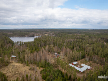 Palvaanjärven rakennukset