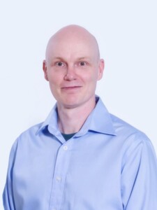 Kuvassa on valtuutettu Mika Nikkinen