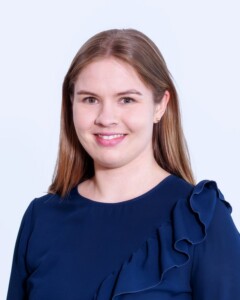 Kuvassa valtuutettu Riina Brofors