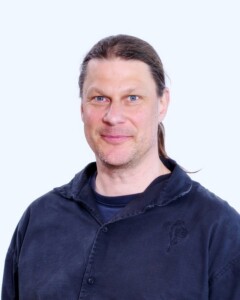 Kuvassa on valtuutettu Lauri Eerola