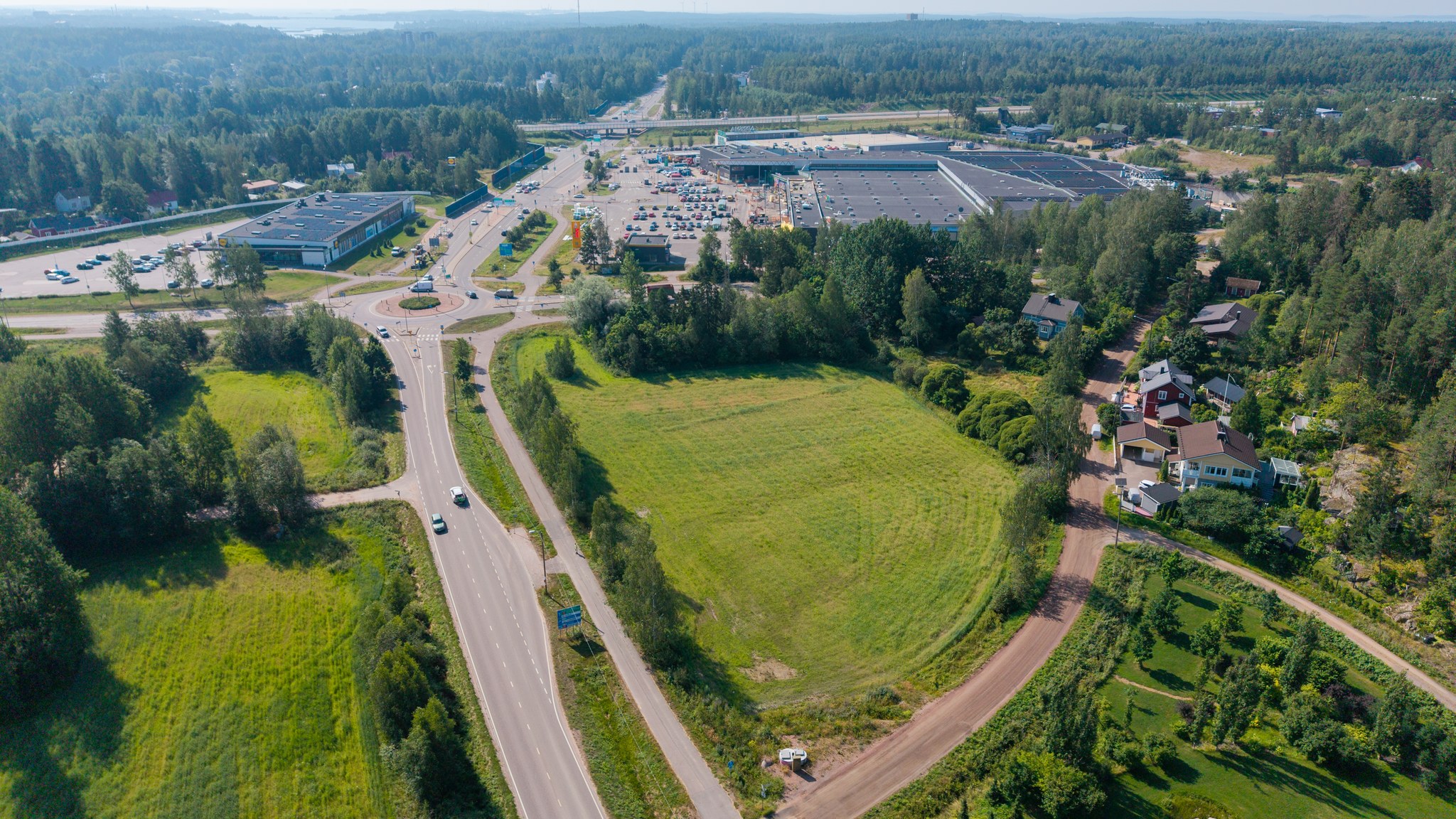 Näytä suurempi kuva