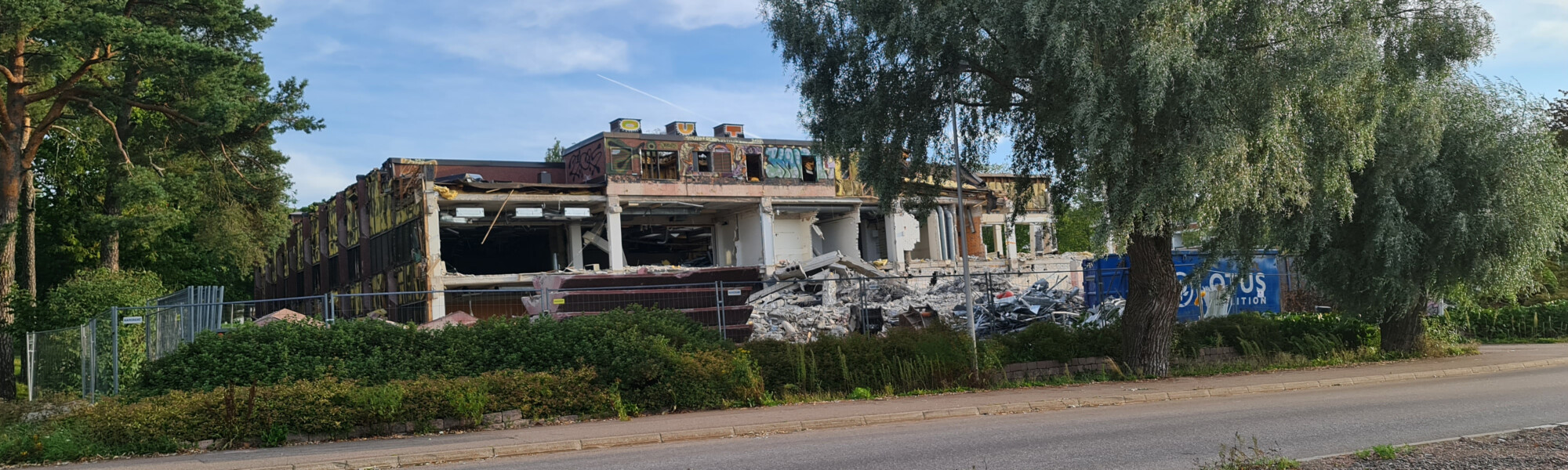 Ympäristötalon purku