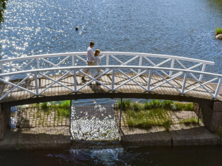 Sapokan vesipuiston kaunis kaarisilta